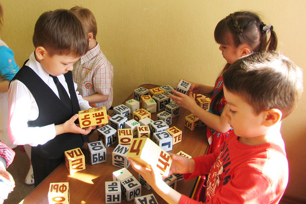 Современный Екатеринбург - школы развития детям необходимы